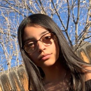 Meet your Posher, Destiny